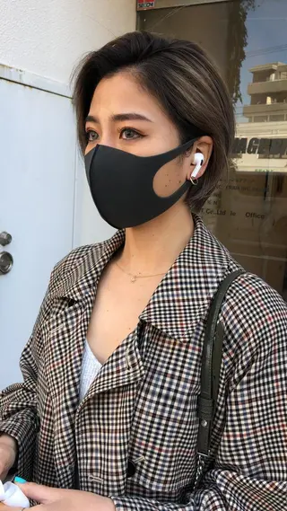ショート カラー 乕谷 美潮のヘアスタイル