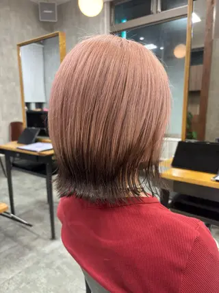 ミディアム カラー 市毛 結菜のヘアスタイル