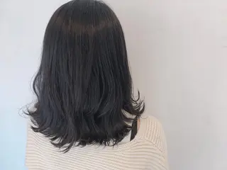 ミディアム 伊藤 さやかのヘアスタイル
