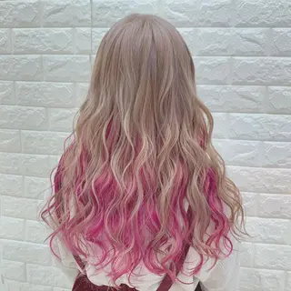 セミロング ブリーチ&エクステ 🥀ケアカラー特化のヘアスタイル