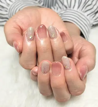 ネイル megumi. sのネイルデザイン