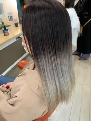 ミディアム 榎本 美雪のヘアスタイル