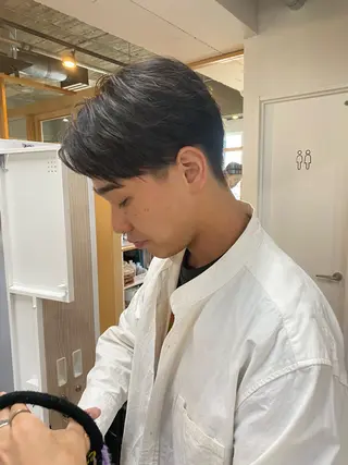 ミディアム シミズ アスカのヘアスタイル