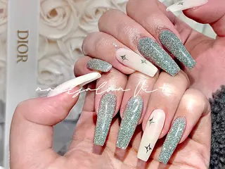 ネイル ✨Nailsalon Vi+✨のネイルデザイン