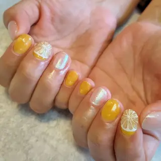 ネイル ジェヌインネイル 河内のネイルデザイン