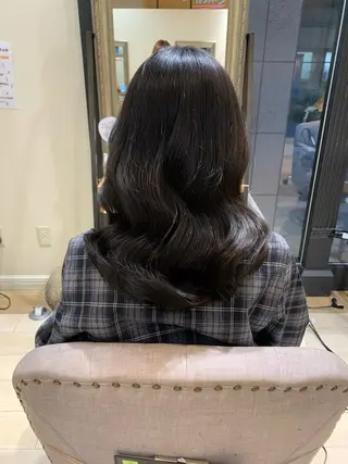 セミロング カラー 艶髪レイヤー上田 紗也🇰🇷💗のヘアスタイル