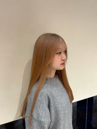 ロング 村松 麻菜のヘアスタイル
