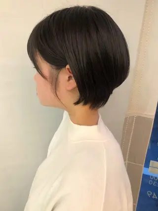 ショート 齋藤 咲のヘアスタイル