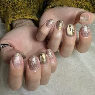 ネイル 里見 麗のネイルデザイン