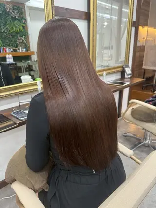 ロング カラー newi saLyu ネウィ　サリューのヘアスタイル