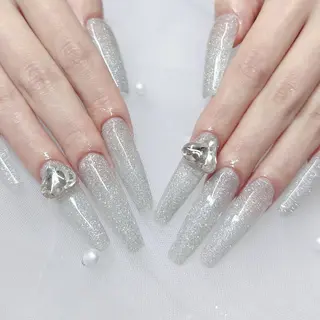 ネイル queens nailsalonのネイルデザイン