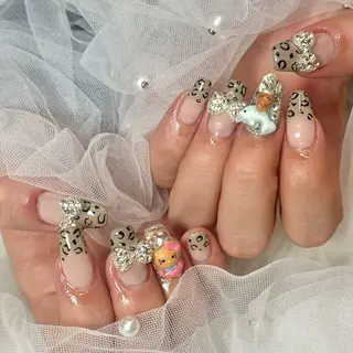 ネイル Maggie ✴︎Aliceのネイルデザイン