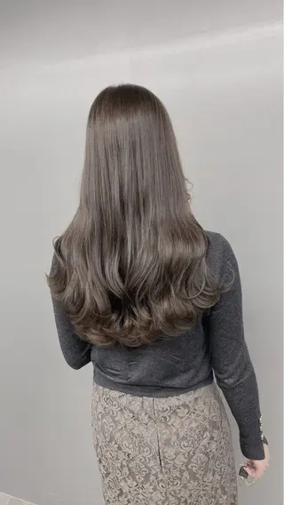 ミディアム ベージュ/グレージュ 🧸あやか/表参道のヘアスタイル