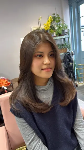 ロング Sakura .のヘアスタイル