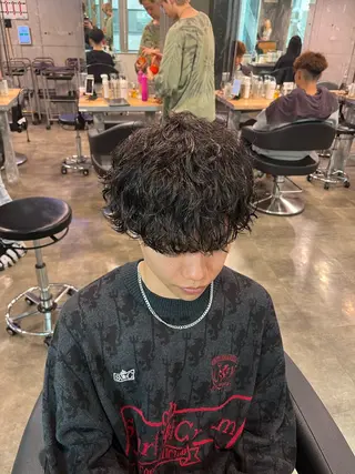 ミディアム パーマ メンズ 横浜駅メンズパーマ師 🌀岩﨑弘成🌀のヘアスタイル