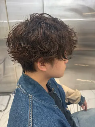 パーマ メンズ 本田 有里のヘアスタイル