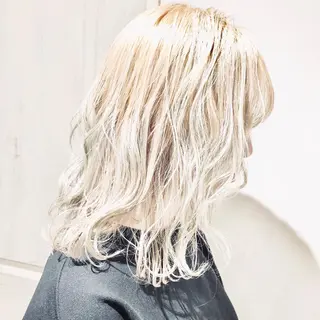 ミディアム カラー レイヤー×髪質改善 マネージャー安藤光司のヘアスタイル