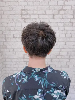 ショート ヘアアレンジ メンズ ブリーチなし艶カラー 東家のヘアスタイル