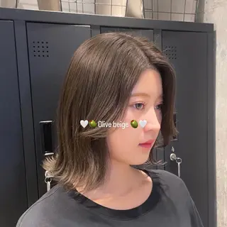 ミディアム カラー 𝐑𝐢𝐤𝐚 ໒꒱♡のヘアスタイル