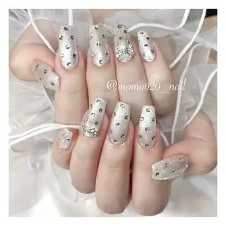 ネイル momoka🤍 四ツ橋のネイルデザイン