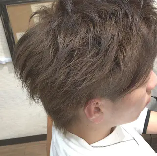 カラー 片山 霞のヘアスタイル