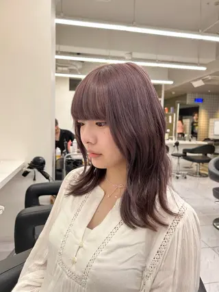 カラー 透明感ベージュ🤎 ナチュラルレイヤーのヘアスタイル