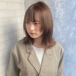 ミディアム カラー shiori/透明感 /顔周り/髪質改善のヘアスタイル