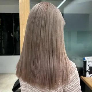 セミロング 盛れる透明感カラー・ momokaのヘアスタイル