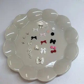 ネイル moelie .のネイルデザイン