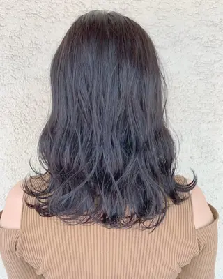 セミロング カラー 艶髪・酸性ストレート フリツのヘアスタイル