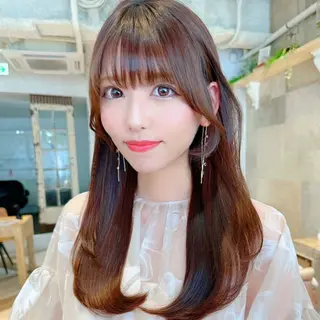 ロング カラー 酒井 里穂のヘアスタイル