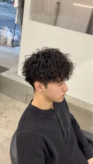 ショート パーマ メンズ なりたひろと / フェザーパーマのヘアスタイル