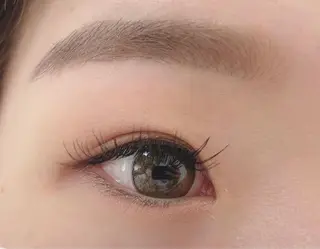 マツエク・マツパ 菊地 真優のヘアスタイル