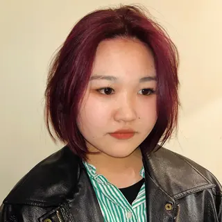 ショート カラー 🦮shiori アイドルオタク🦮のヘアスタイル