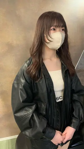 ロング カラー SAKINO. ベージュカラーのヘアスタイル
