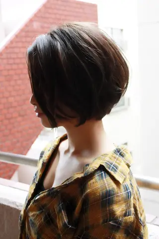 ショート カラー パーマ tuuli トゥーリのヘアスタイル
