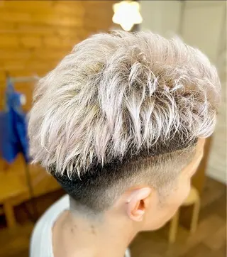 ショート カラー 児玉 進之助のヘアスタイル