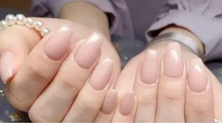 カラー FUTURE BEAUTYのネイルデザイン