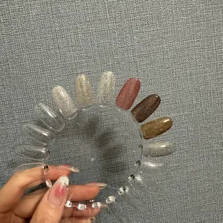 ネイル 里見 麗のネイルデザイン