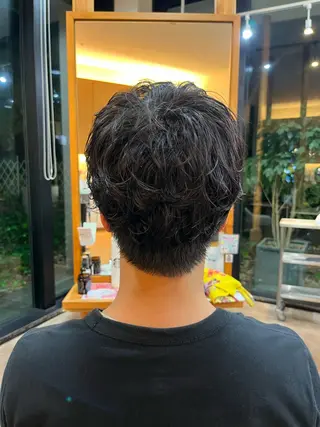 ショート パーマ メンズ ROOF 用賀所属・しみず ちかえのヘアスタイル