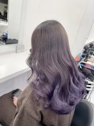 カラー 柔らか🪽うる艶 🎀ブリーチカラーのヘアスタイル