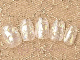 ネイル T RIRIKAのネイルデザイン