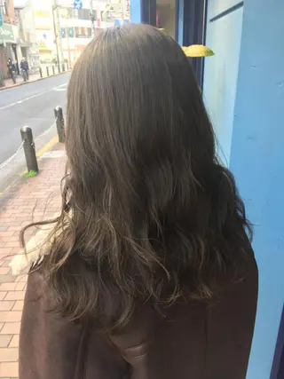 ロング カラー 狩野 羅夢のヘアスタイル