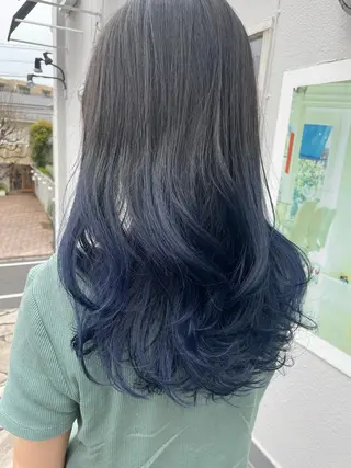 ロング カラー 平 ちひろのヘアスタイル