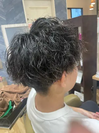 パーマ 中村 誠也のヘアスタイル