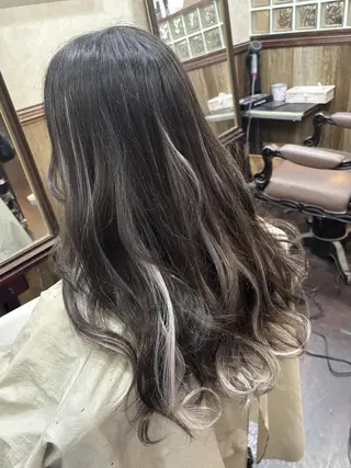 セミロング D-aimer- ディーエメのヘアスタイル