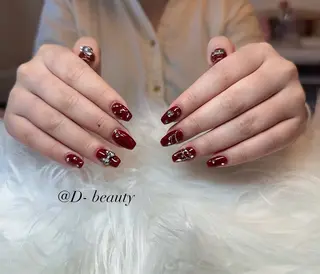 ネイル D-BEAUTY Nailsalonのネイルデザイン