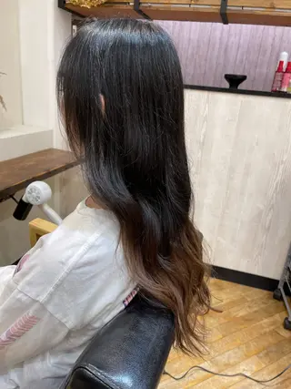 ロング カラー 佐藤 海璃のヘアスタイル