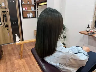 カラー safe beau所属・渡邉 佑典のヘアスタイル