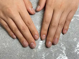 ネイル VIERU 🌈🎀💖のネイルデザイン